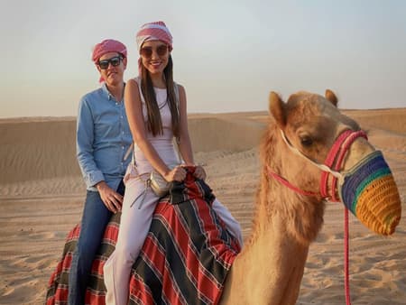 Morgen-Wüstensafari, Sandboarding und Kamelritt