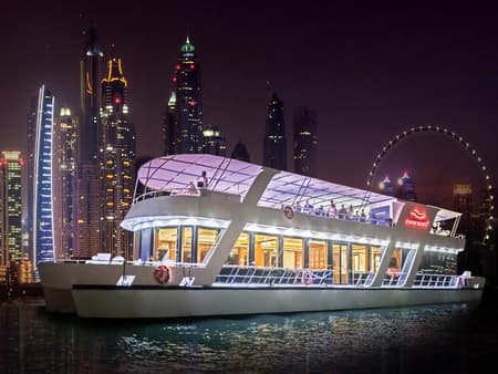 Dîner-croisière de luxe sur la marina de Dubaï avec musique en direct