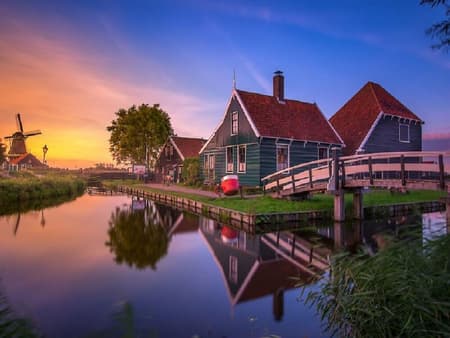 The Windmills of Zaanse Schans - Half-Day Tour