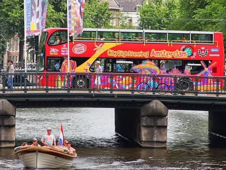 Amsterdam Hop-On Hop-Off Bus Tour with Optional Cruise