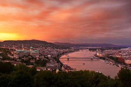 Vôo de helicóptero do sol em Budapeste