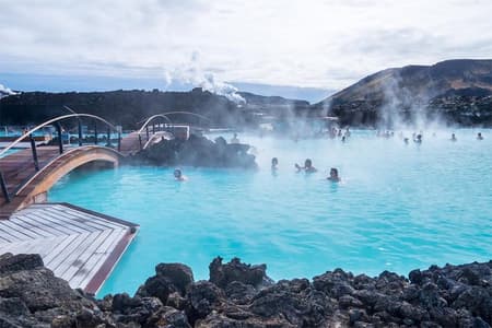 Tagesausflug Golden Circle, vulkanischer Krater Kerid und Blue Lagoon ab Reykjavik