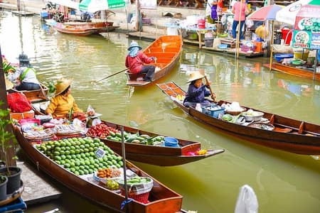 Private Tour: Floating Markets of Damnoen Saduak Cruise Day Trip from Bangkok