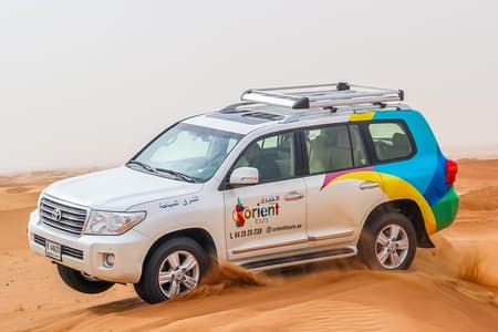 Passeio pelo deserto de Dubai em 4x4 nas dunas, sandboarding, passeio de camelo, jantar
