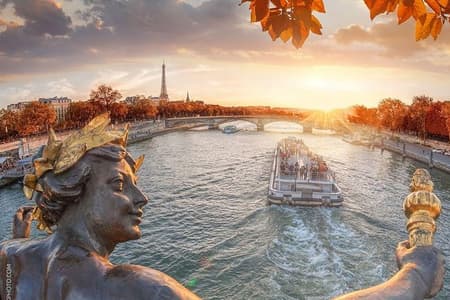 Die Seine-Kreuzfahrtfahrt in Paris