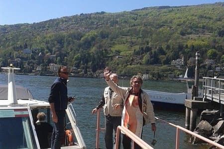 Stresa: 1-Day 3 Borromean Islands Hop-On Hop-Off Boat Tour