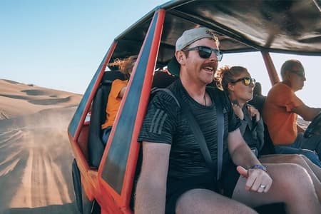 Paracas en Huacachina vanuit Lima met Ballestaseilanden en zandboarden