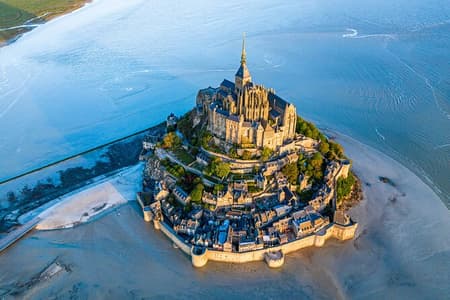 Mont Saint Michel Guided Day Trip from Paris