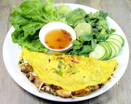 Saigon Foodie Walking Tour - Private