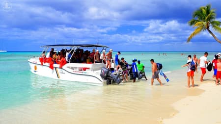 Tour a Isla Saona con Almuerzo desde Punta Cana y Playa Bávaro con Recogida