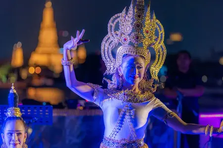 The Newest Luxury 5-Star Bangkok Chao Phraya Dinner Cruise
