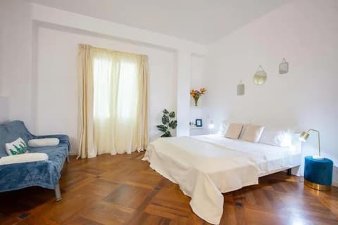 Piazza Martiri Rooms
