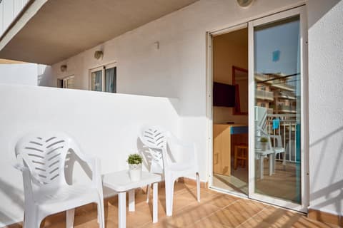 AHOI! Urban Beach Hotel