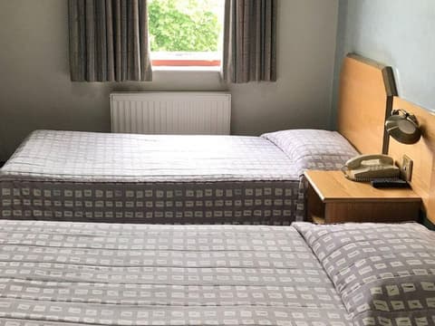 Norfolk Plaza Hotel, 