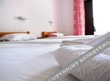 Skentos Hotel