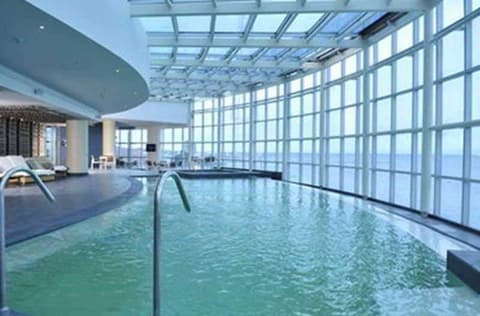 Dreams Del Estrecho, 