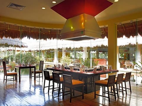 Grand Palladium Colonial Resort & Spa