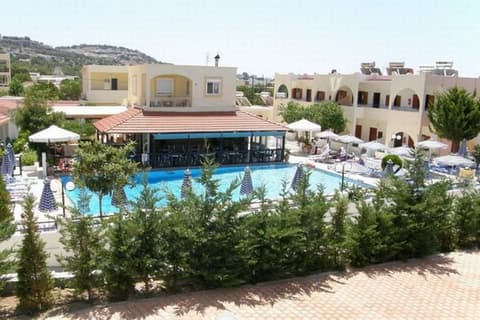 Chrysanthi Hotel - Studio & Apartments