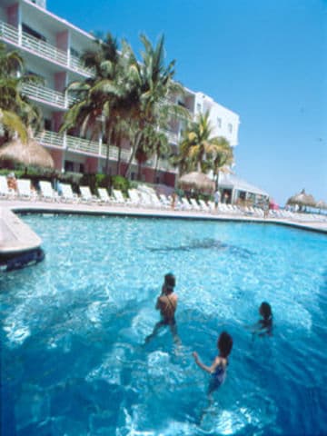 Days Hotel by Wyndham  Thunderbird Beach Resort