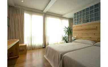 HOTEL LA PLAZA