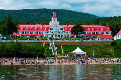 TADOUSSAC HOTEL (SEASONAL HOTEL)