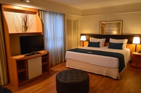 PERGAMON SAO PAULO FREI CANECA