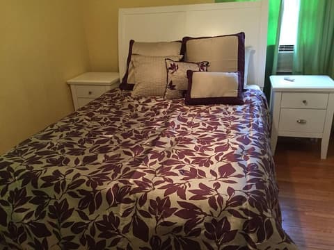 Jewel West la Santa Monica