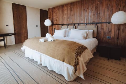 Hotel Alaia