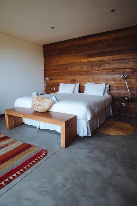 Hotel Alaia