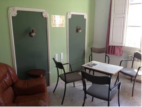 Hostal porta De Ferro