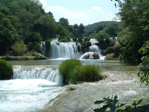 2-Day Authentic Dalmatia: Krka Waterfalls, Etnoland & Peka Lunch Experience