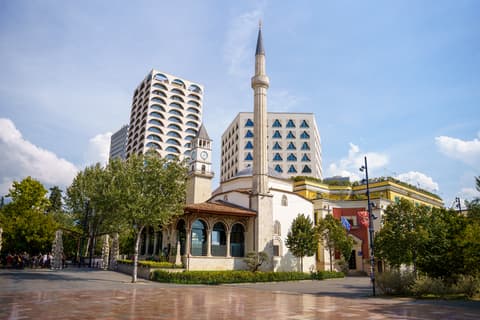Grand Albania Explorer: Peaks, Lakes and Riviera (Multi country)