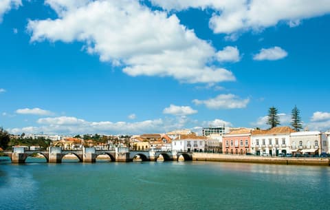 Descubra el mágico Algarve, Alentejo y Andalucía, Conducción por cuenta propia (varios países)