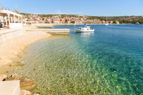 Crucero por lo más destacado de Dalmacia en Zadar y la región de Split (Categoría de Barco Estándar)