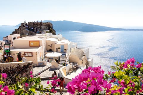 Exploring Greece with Athens, Delphi, Meteora, Mykonos and Santorini