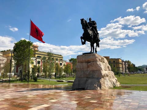 Grand Albania Explorer: Peaks, Lakes and Riviera (Multi country)