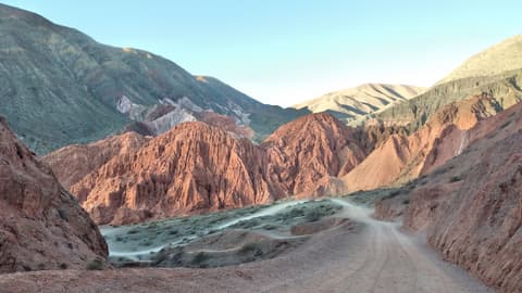 Viaje de 4 Días por Salta: Escapada al Norte de Argentina