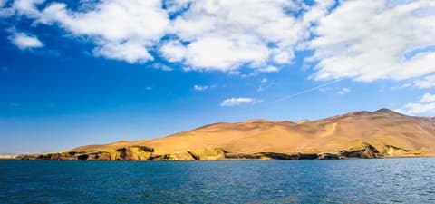 Wonders of Peru – 13 Days: Paracas, Nazca, Arequipa, Colca Valley, Puno, Cusco, Sacred Valley, Machu Picchu, French-speaking guide