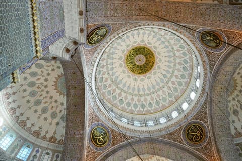 Estambul Clásico, Guia Español