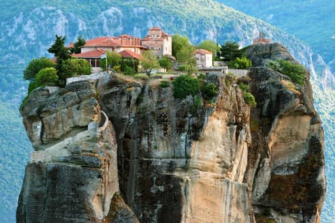 Norte de Grecia con Meteora, Delfos y Tesalónica, tour privado