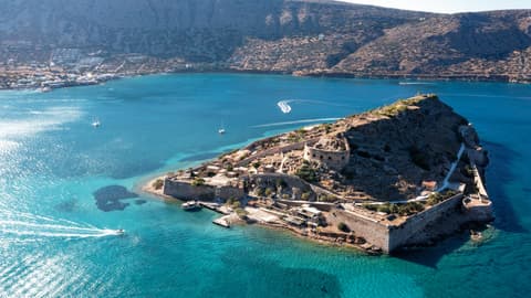 Exploring Crete, German-speaking guide 
