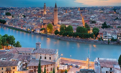¡NUEVO! Lagos del Norte, Venice, Milan con Bernina Express y Liguria - 11 días / 10 noches 