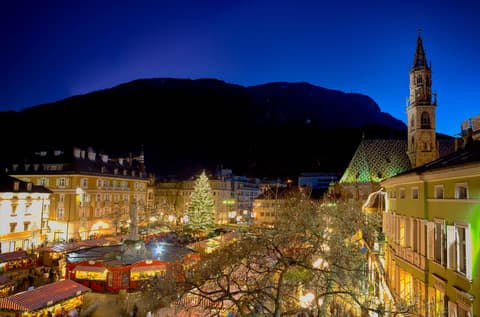 Bolzano e além: uma jornada de Natal pelo Tirol do Sul com motorista privado - 4 Dias / 3 Noites - 1a Categoria