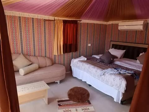 Luxury Rum Magic Camp, 