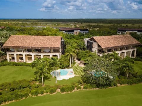 Los Altos Residences, 