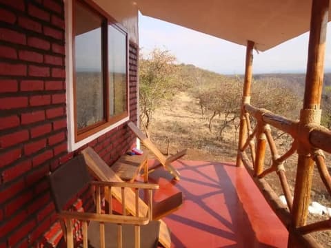 African Sunrise Lodge and Campsite