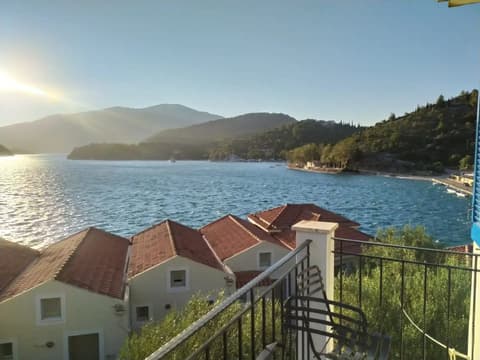 Dioskouroi Hotel And Apartments
