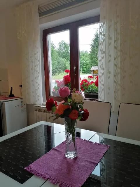 House Jezerka