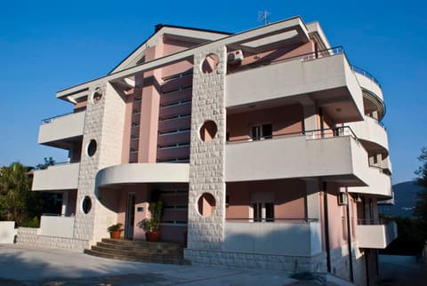 Garni Hotel Milica
