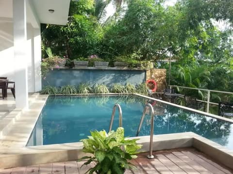 Woodnest- Summerside